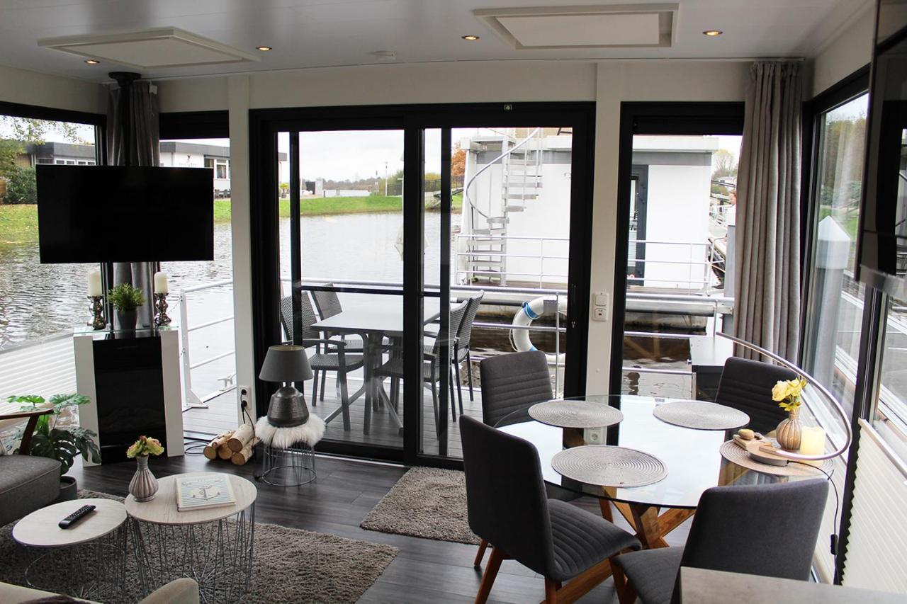 Hausboot In Bad Bederkesa Hotel Exterior photo